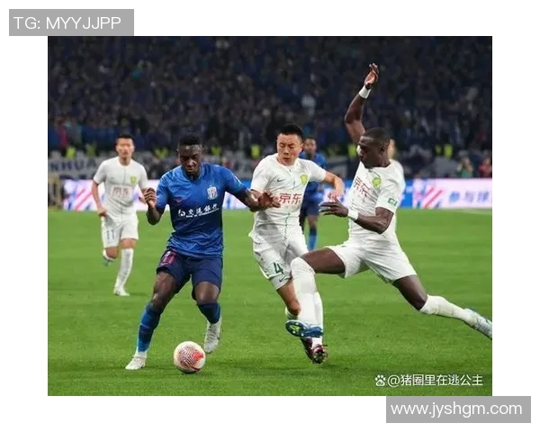 成都足球队在邀请赛中的默契配合与战术执行分析